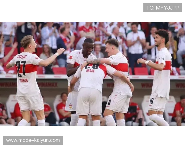 RB莱比锡2-2沃尔夫斯堡主场被逼平,错失缩短与斯图加特差距良机 RB莱比锡2-2沃尔夫斯堡主场被逼平,错失缩短与斯图加特差距良机